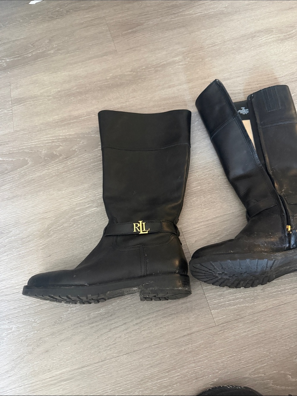 Ralph Lauren Black Leather Boots deep grooves lug sole with Gold RLL Accent